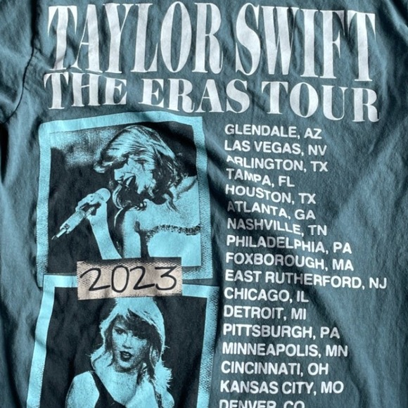 Taylor Swift The Eras Tour T Shirt Size S 2023 Concert Merch CLEAN - Picture 5 of 6